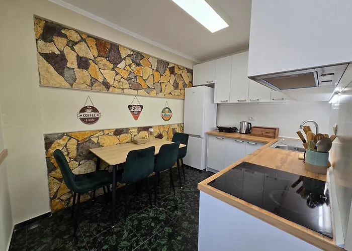 Old Soul, Modern Comfort Apartman Tirana